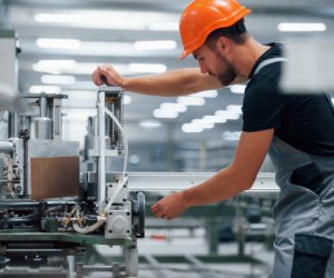 赴澳大利亞（墨爾本/布里斯班）- 裝配工